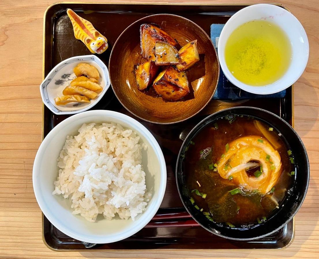 Guesthouse Kojiya 暮らしをつくる宿 旧糀屋 Fukutsu Exterior photo