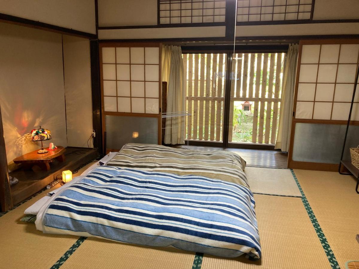 Guesthouse Kojiya 暮らしをつくる宿 旧糀屋 Fukutsu Exterior photo